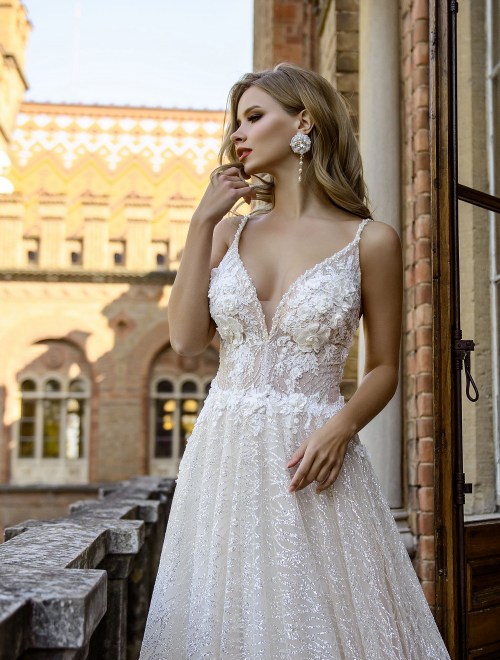 https://elisebride.ro/images/stories/virtuemart/product/VWD_SN_05       (2).jpg